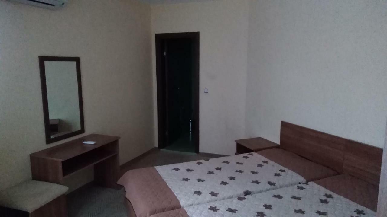 Вила Дъбовец Dubovets Buitenkant foto